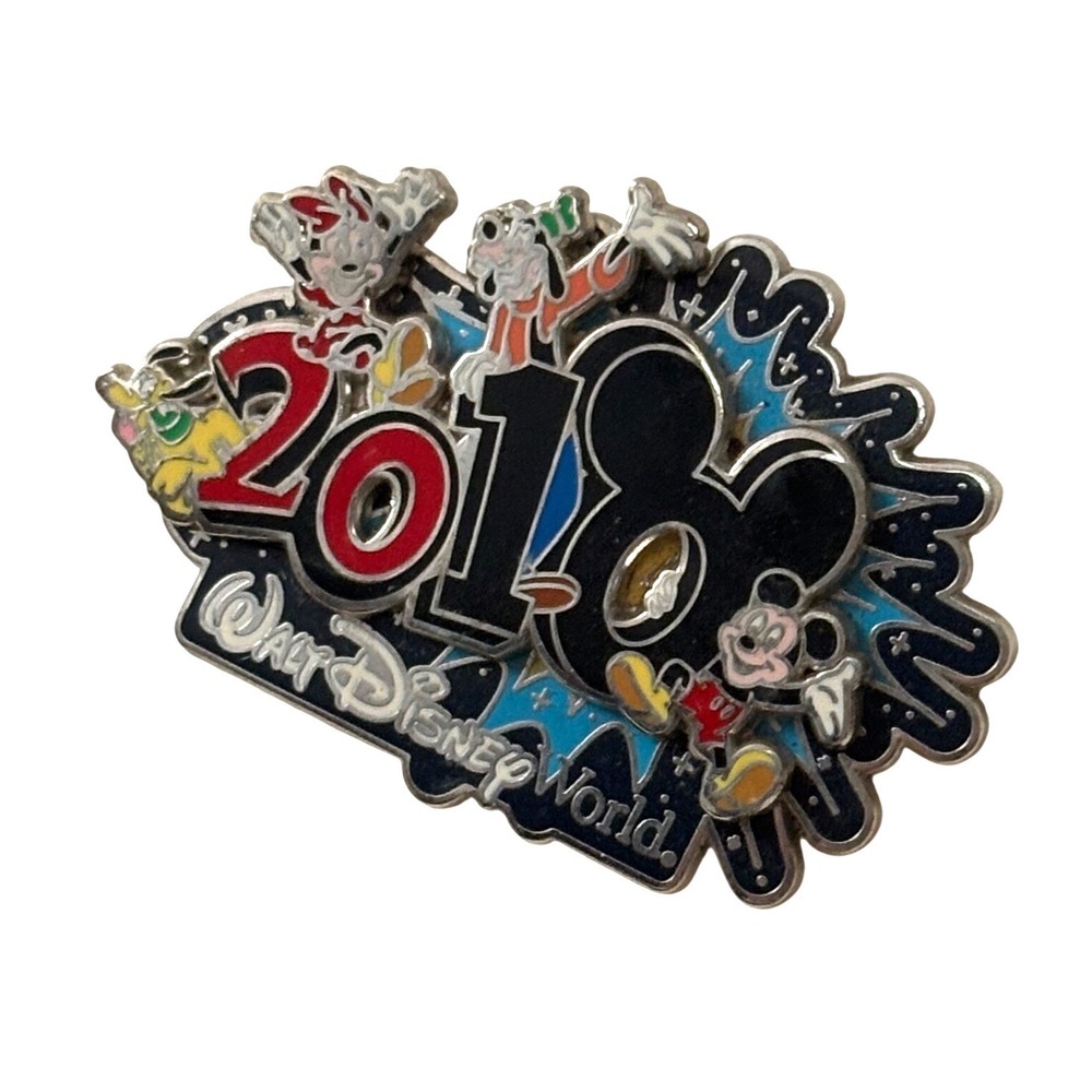2010 Disney World‎ Mickey Mouse & Friends Pin